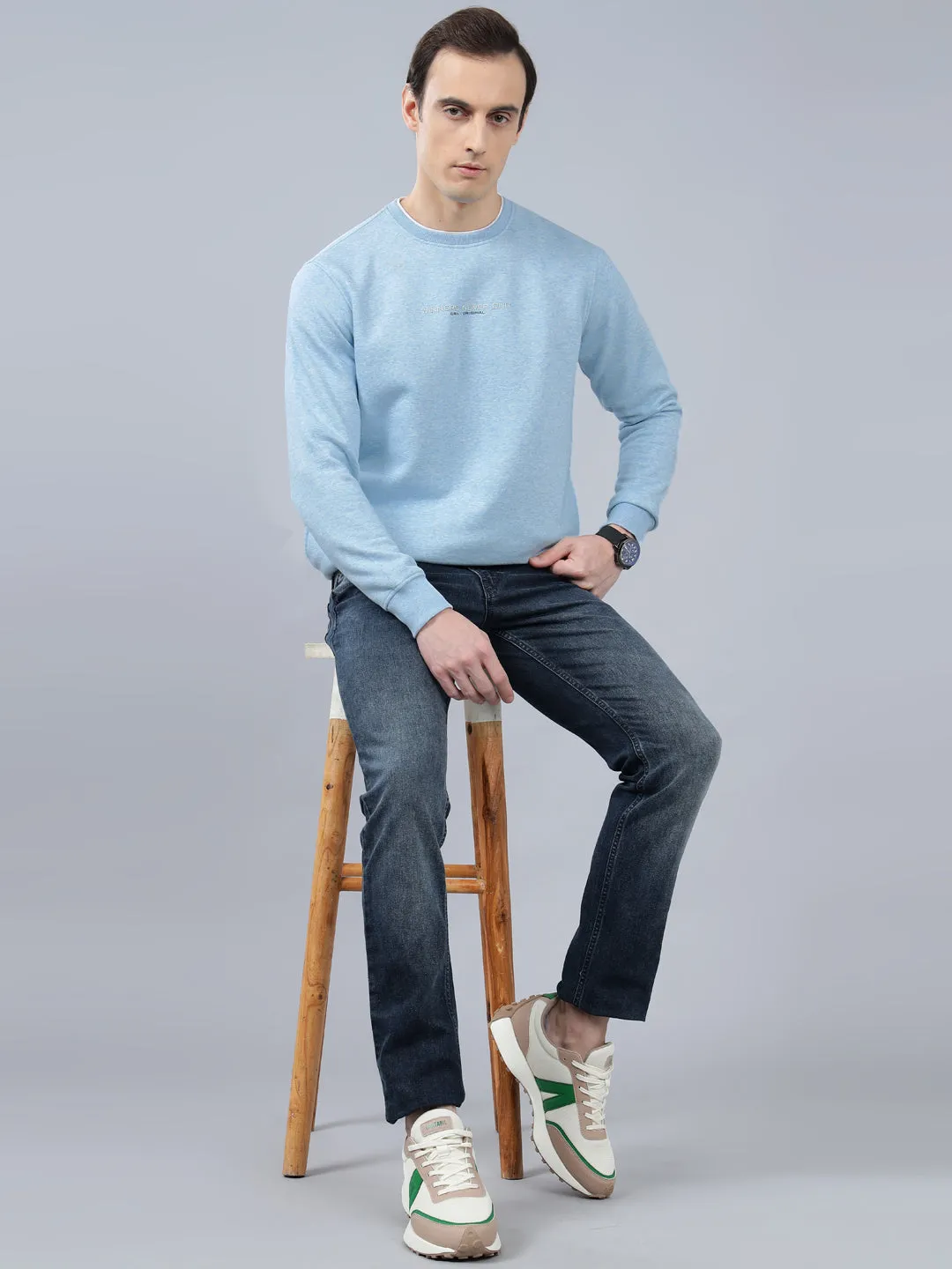 Men's Solid Blue Round Neck Sweatshirt